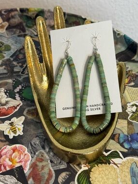 Corraine Smith Navajo Handmade Green Kingman Heishi Bead Teardrop Earrings